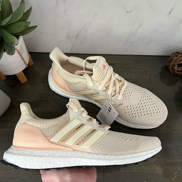 adidas UltraBOOST 1.0 DNA Ecru Tint Coral - Picture 8 of 9